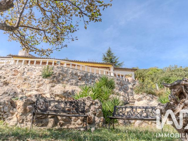 Vente Pavillon 7 pièces 193m² Carros