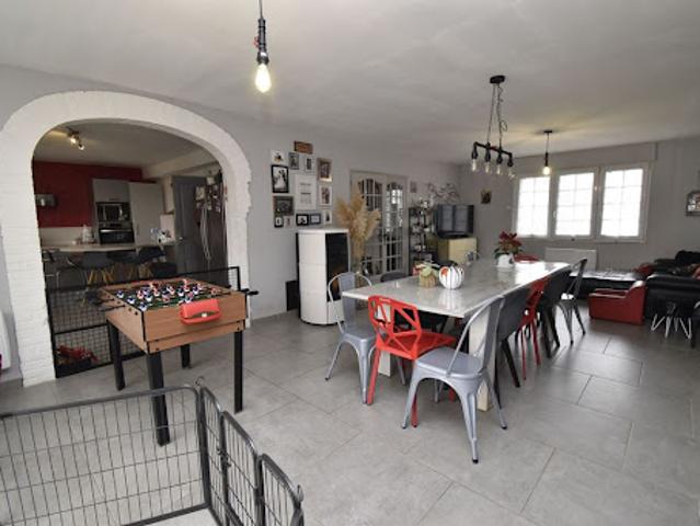 Vente Maison 8 pièces 150 m2 Iwuy