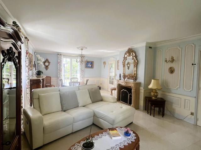 Vente Pavillon 10 pièces 204m² Péronne