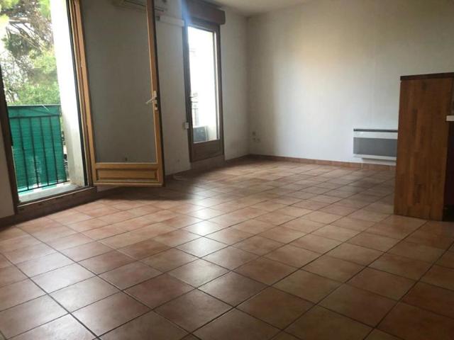 Vente Proche PEZENAS Appartement 4 pièces 62m2