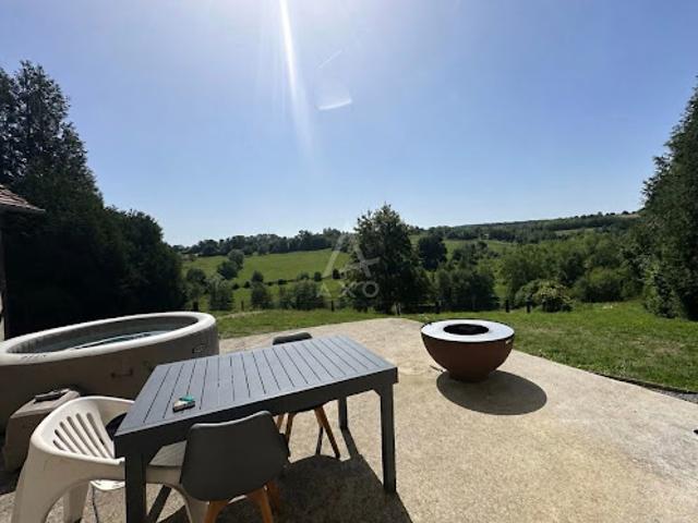 Vente Propriété 3 pièces 105 m2 Livarot