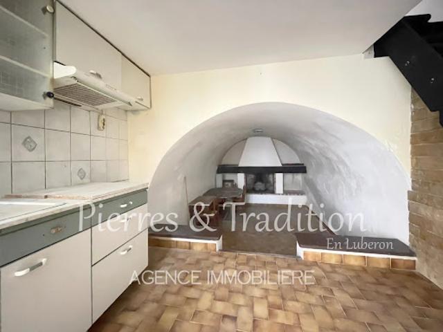 Vente Propriété 3 pièces 53 m2 Céreste