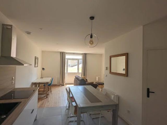 Vente Propriété 3 pièces 65.95 m2 Montmerle sur saone