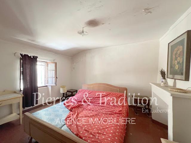 Vente Propriété 3 pièces 72 m2 Castellet
