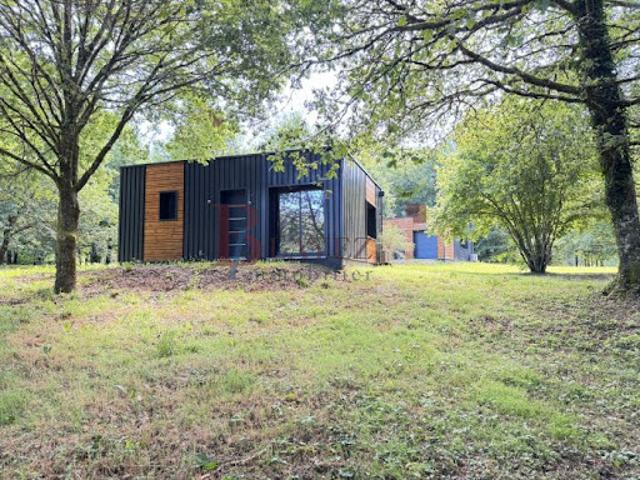 Vente Propriété 3 pièces 77.74 m2 Marcillac la Croisille