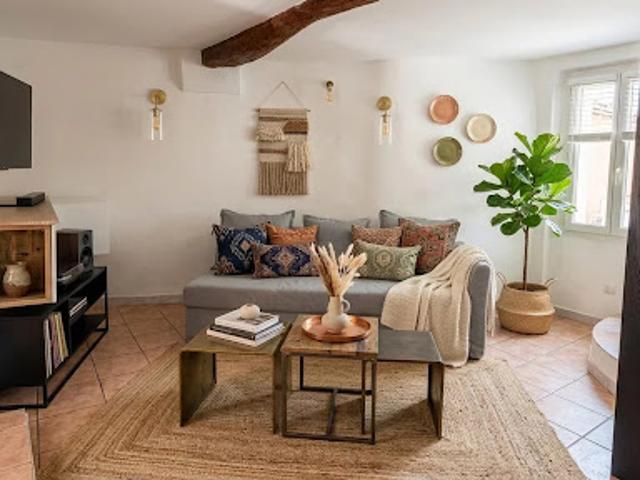 Vente Propriété 3 pièces 80 m2 Cuers