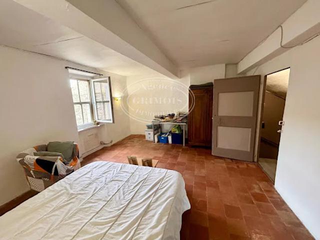 Vente Propriété 3 pièces 80 m2 Roubia