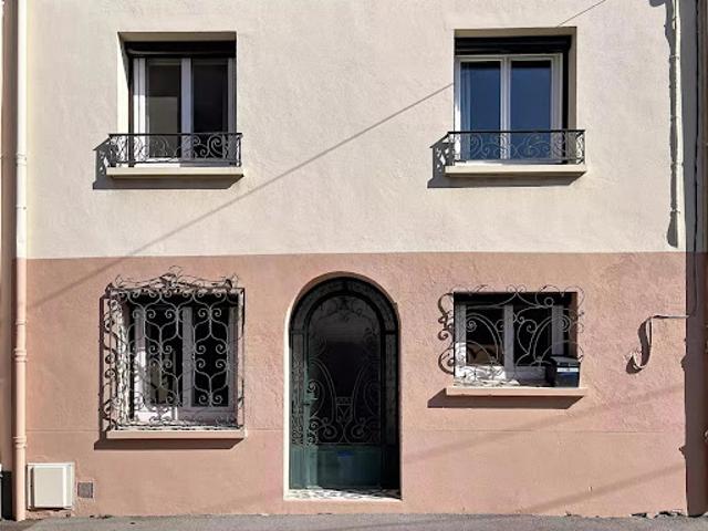 Vente Propriété 0 pièces 122 m2 Thuir