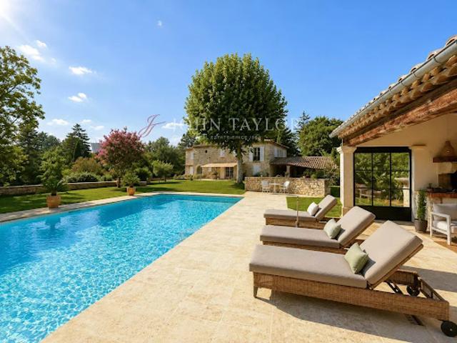 Vente Propriété 0 pièces 240 m2 Montelimar
