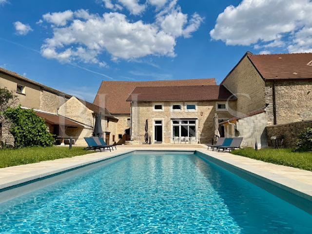 Vente Propriété 10 pièces 245 m2 Beaune