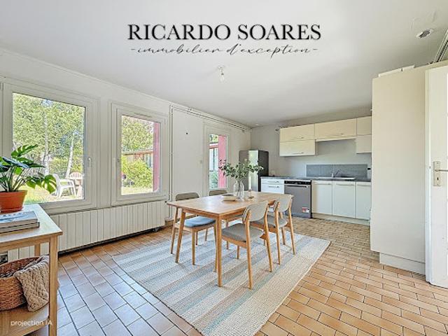 Vente Propriété 10 pièces 257 m2 Compiegne
