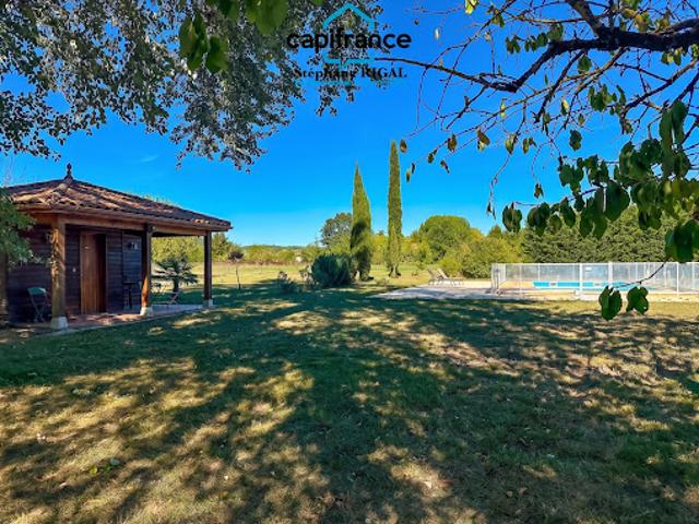 Vente Propriété 10 pièces 255 m2 Montayral