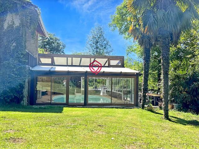 Vente Propriété 10 pièces 258 m2 Saint Girons