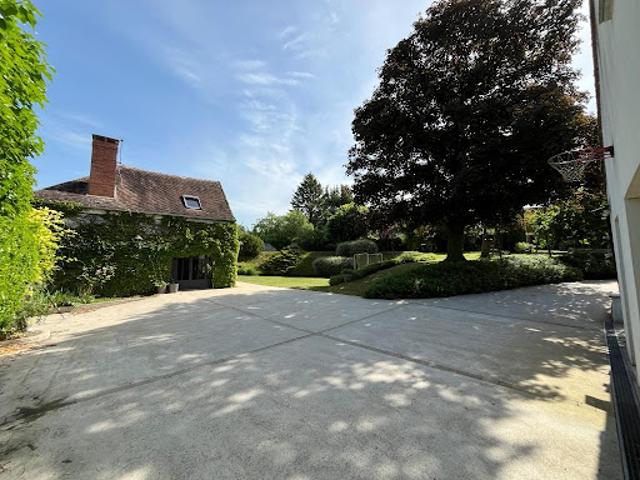 Vente Propriété 10 pièces 260 m2 Sens