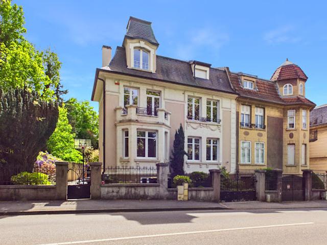 Vente Propriété 10 pièces 270 m2 Montigny les metz