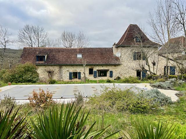 Vente Propriété 10 pièces 275 m2 Saint Pierre Toirac