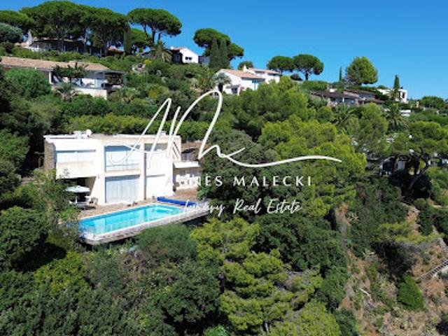 Vente Propriété 10 pièces 200 m2 La Croix Valmer