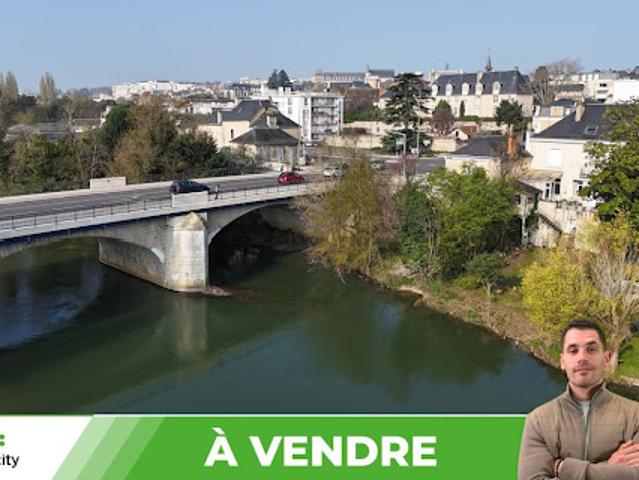 Vente Propriété 10 pièces 202 m2 Poitiers