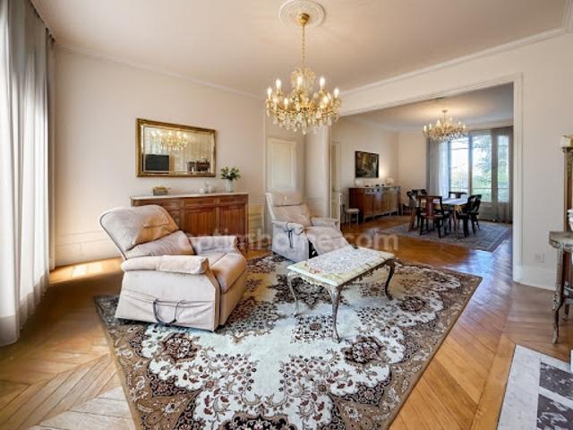 Vente Propriété 10 pièces 215 m2 Beauchamp