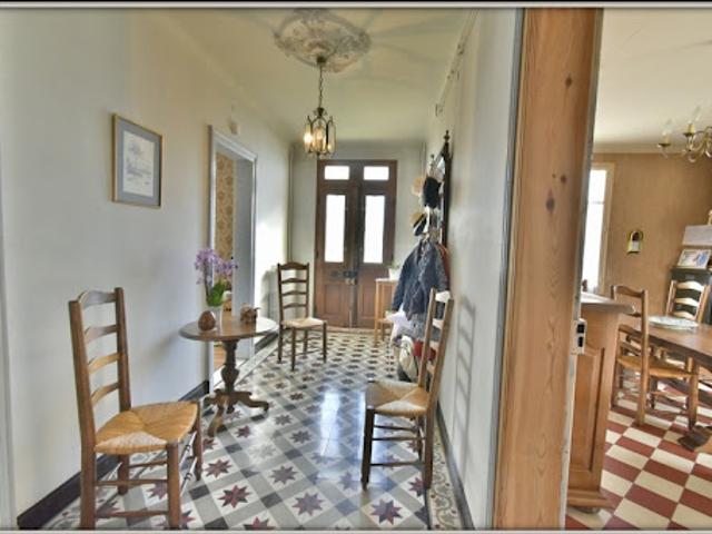 Vente Propriété 10 pièces 215 m2 Bégaar