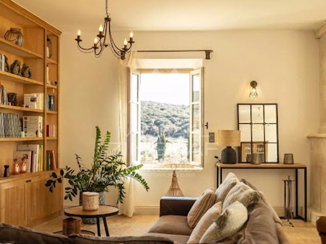 Vente Propriété 10 pièces 345 m2 Saint Saturnin lès Apt