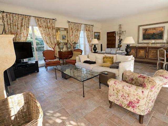Vente Propriété 10 pièces 358 m2 Le Tholonet