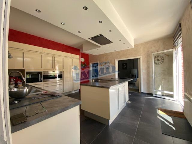 Vente Propriété 10 pièces 364 m2 Doullens