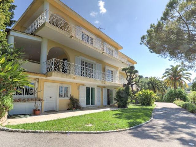 Vente Propriété 10 pièces 386 m2 Nice