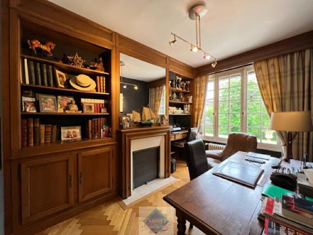 Vente Propriété 10 pièces 388 m2 Abbeville