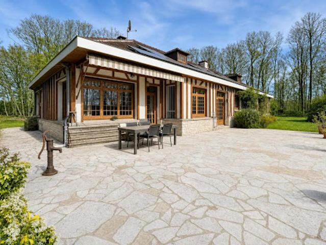 Vente Propriété 10 pièces 303 m2 La Chapelle Saint Sépulcre