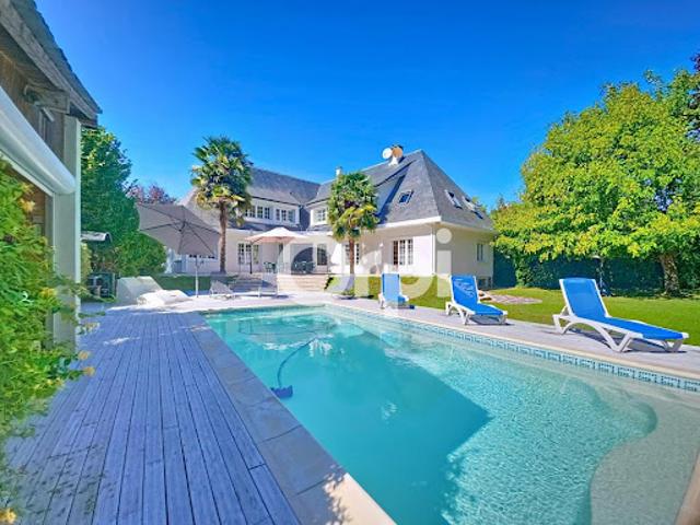 Vente Propriété 10 pièces 318 m2 Boissise le Roi