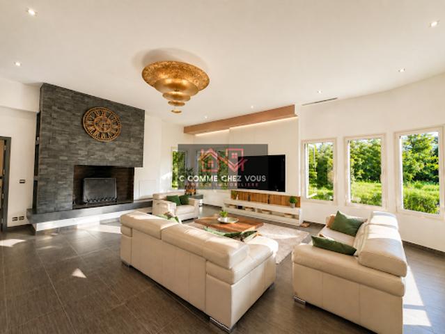 Vente Propriété 10 pièces 322 m2 Brie Comte Robert