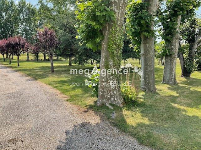Vente Propriété 10 pièces 400 m2 Eymet