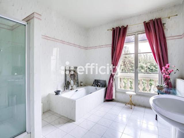 Vente Propriété 10 pièces 570 m2 Bougival