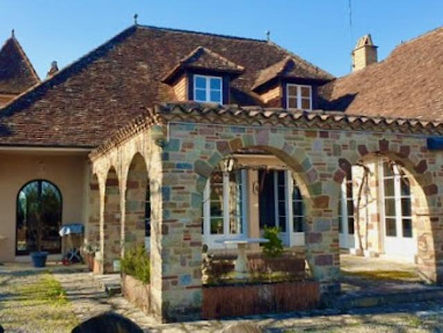 Vente Propriété 10 pièces 516 m2 Figeac