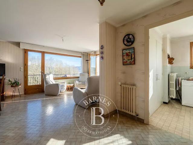 Vente Propriété 11 pièces 220 m2 Poisy