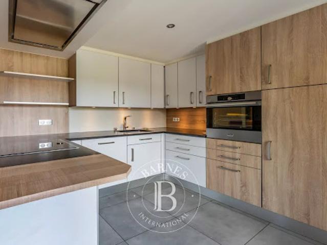 Vente Propriété 11 pièces 182 m2 La Balme de Sillingy