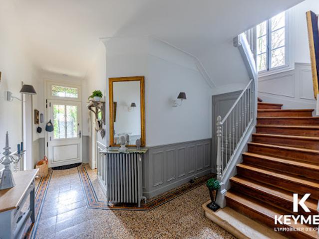 Vente Maison 11 pièces 275.05 m2 Courcelles sur Viosne