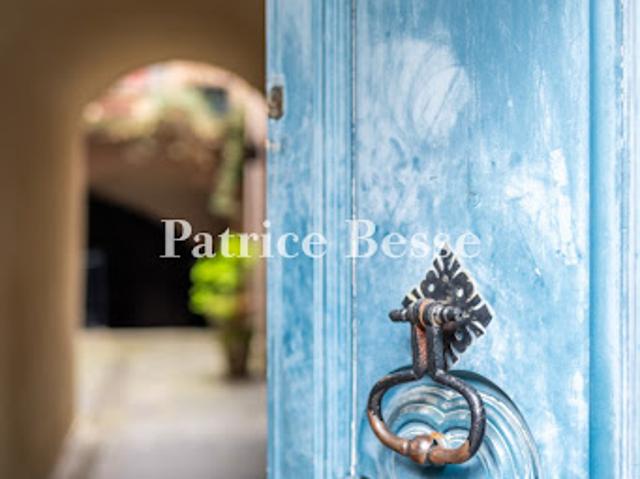 Vente Propriété 11 pièces 275 m2 Riom