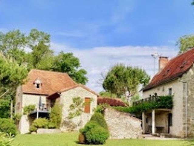 Vente Propriété 11 pièces 280 m2 Figeac