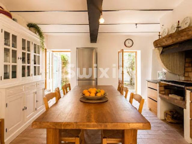 Vente Propriété 11 pièces 290 m2 Grignan
