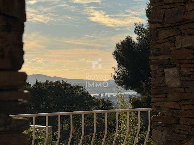 Vente Propriété 11 pièces 201 m2 Toulon