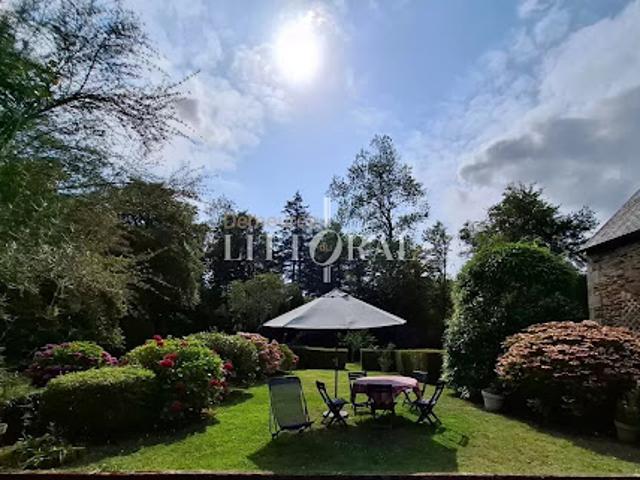 Vente Propriété 11 pièces 217 m2 Lannion