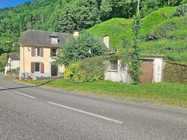 Vente Propriété 11 pièces 215 m2 Arbéost