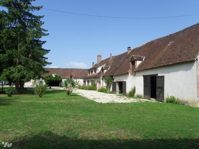 Vente Propriété 11 pièces 238 m2 Montargis