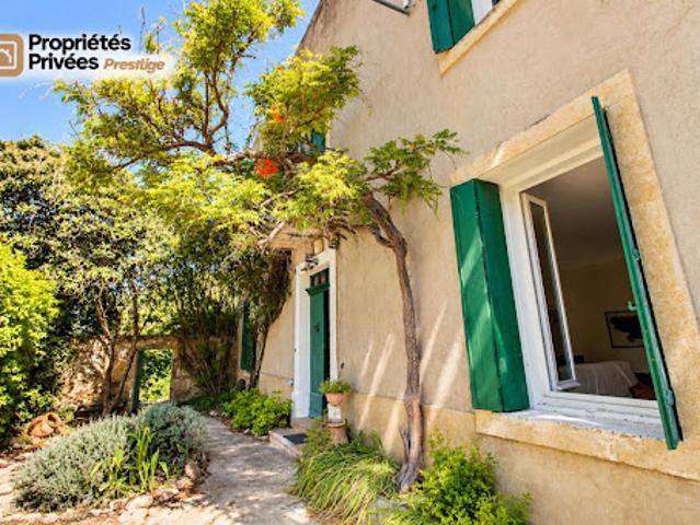 Vente Propriété 11 pièces 340 m2 Nimes