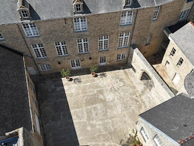 Vente Propriété 11 pièces 370 m2 Valognes