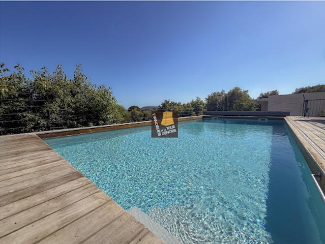 Vente Propriété 11 pièces 320 m2 Sainte lucie de porto vecchio