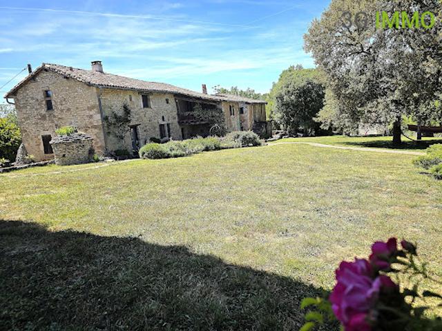 Vente Propriété 11 pièces 330 m2 Castelnau de Montmiral