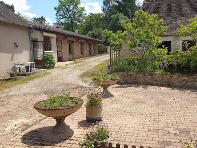 Vente Propriété 11 pièces 400 m2 Rouffignac Saint Cernin de Reilhac